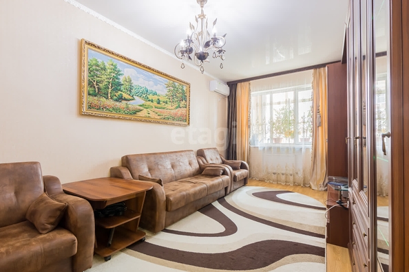 
   Продам 2-комнатную, 52.8 м², Зеленоградская ул, 43

. Фото 2.