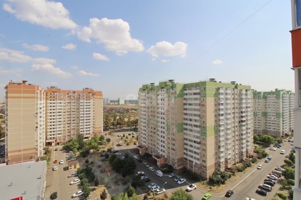 
   Продам 1-комнатную, 37.8 м², Черкасская ул, 72

. Фото 10.