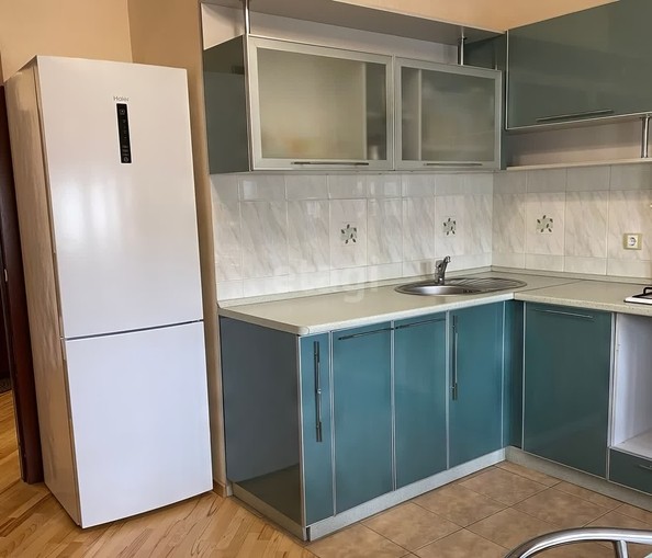 
   Продам 1-комнатную, 44.8 м², Черкасская ул, 55

. Фото 2.