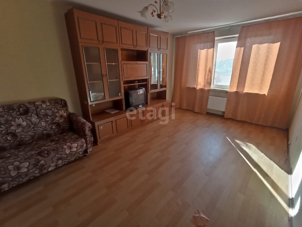 
   Продам 1-комнатную, 37.4 м², Черкасская ул, 58

. Фото 5.