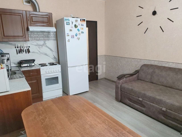 
   Продам 2-комнатную, 63 м², Московская ул, 133/2

. Фото 2.