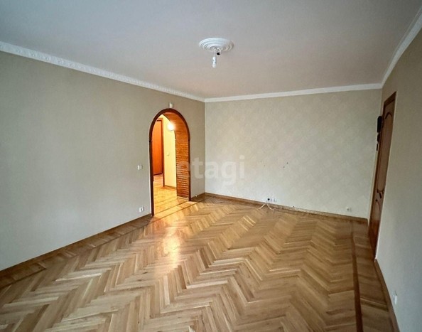 
   Продам 3-комнатную, 92.6 м², Восточно-Кругликовская ул, 49

. Фото 4.