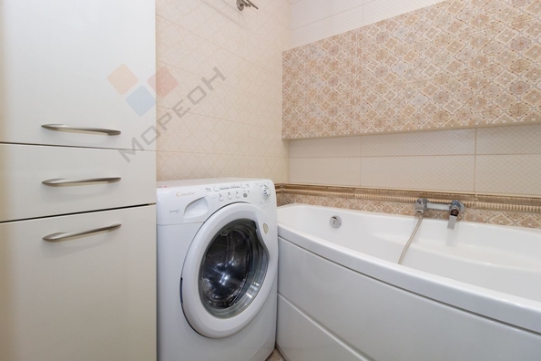 
   Продам 2-комнатную, 64.3 м², Сормовская ул, 208/1

. Фото 37.