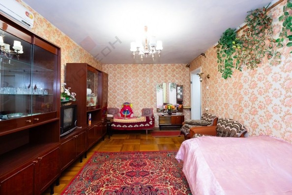 
   Продам 1-комнатную, 32.8 м², Селезнева ул, 214

. Фото 4.