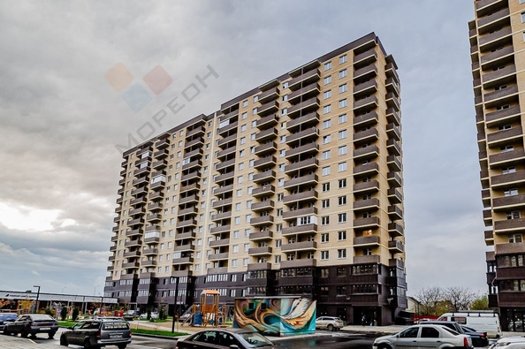 
   Продам 1-комнатную, 35 м², Героя Ростовского ул, 8к6

. Фото 2.