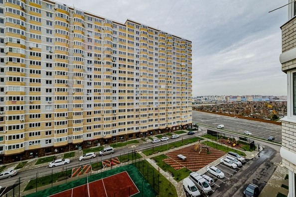 
   Продам 2-комнатную, 52.6 м², Красных Партизан ул, 1/4к16

. Фото 3.