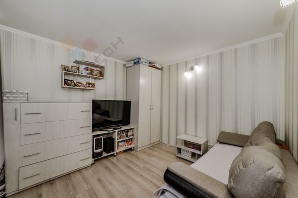 
   Продам 3-комнатную, 63.5 м², Тургенева ул, 166

. Фото 3.