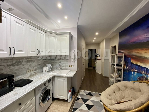 
   Продам 2-комнатную, 45 м², Молодогвардейская ул, 2/7

. Фото 1.
