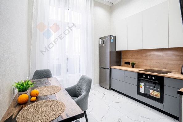 
   Продам 1-комнатную, 38 м², Конгрессная ул, 19/1

. Фото 1.