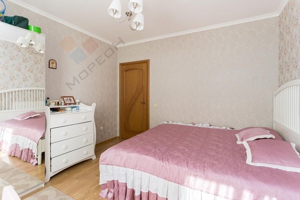 
   Продам 2-комнатную, 65.3 м², Филатова ул, 19/2

. Фото 6.