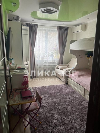 
   Продам 3-комнатную, 64 м², Новороссийское шоссе ул

. Фото 1.