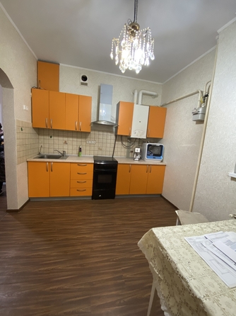 
   Продам 2-комнатную, 43 м², Кати Соловьяновой ул, 84

. Фото 2.