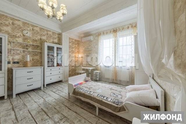 
   Продам дом, 300 м², Сочи

. Фото 6.