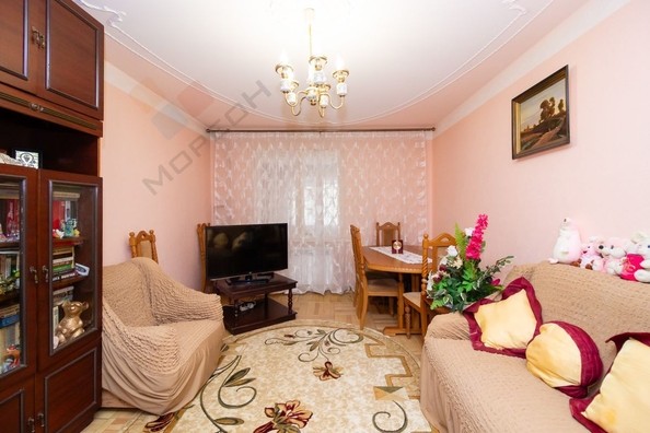 
   Продам 2-комнатную, 47 м², Селезнева ул, 214

. Фото 1.