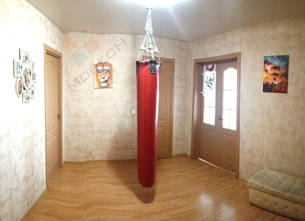 
   Продам 3-комнатную, 78 м², Героя Сарабеева В.И. ул, 7

. Фото 7.