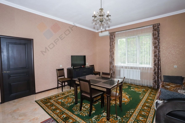 
   Продам дом, 215.1 м², Краснодар

. Фото 12.