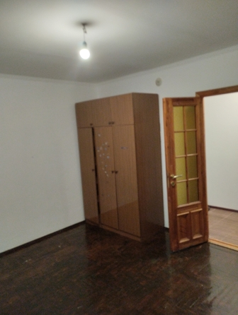 
   Продам 2-комнатную, 52 м², Ленина ул, 163

. Фото 2.