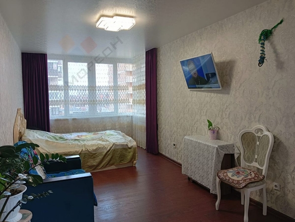 
   Продам 2-комнатную, 75 м², Евгении Жигуленко ул, 11/2

. Фото 4.