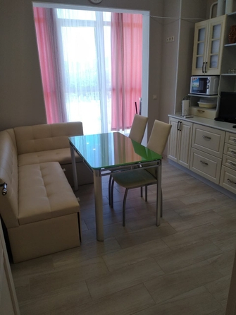 
   Продам 1-комнатную, 42 м², Туристическая ул, к 2б

. Фото 3.