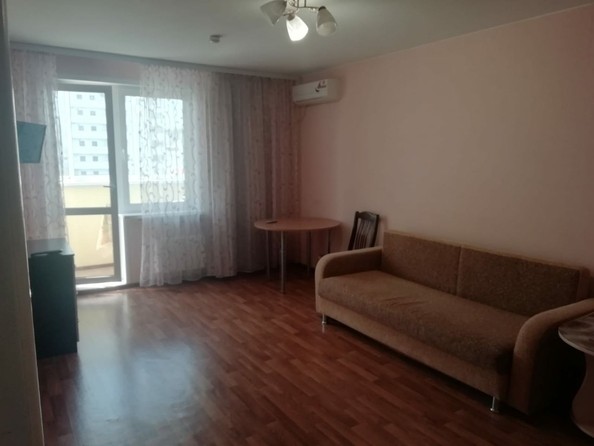 
   Продам 2-комнатную, 60 м², Маршала Жукова ул, к 5

. Фото 1.