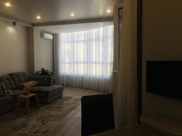 
   Продам 2-комнатную, 84 м², Крымская ул, 10

. Фото 6.