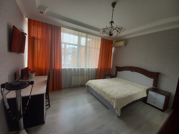 
   Продам 3-комнатную, 83 м², Савицкого ул, 2А

. Фото 3.