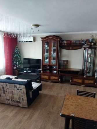 
   Продам 3-комнатную, 75 м², Парус мкр, д 17

. Фото 11.