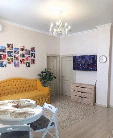 
   Продам 3-комнатную, 85 м², Крымская ул, к 8

. Фото 3.