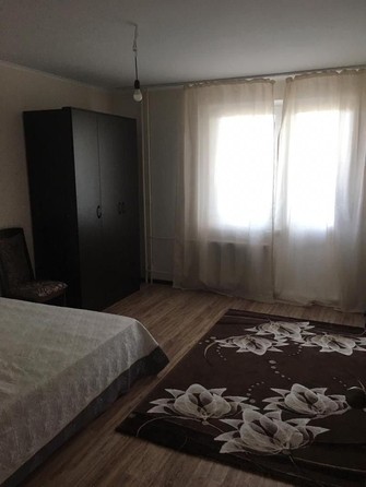 
   Продам 3-комнатную, 90 м², Маршала Жукова ул, к 6

. Фото 1.