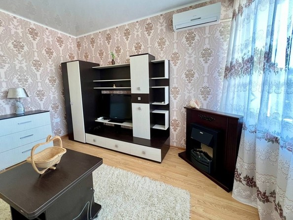 
   Продам 3-комнатную, 67 м², Свердлова ул, д 16

. Фото 27.