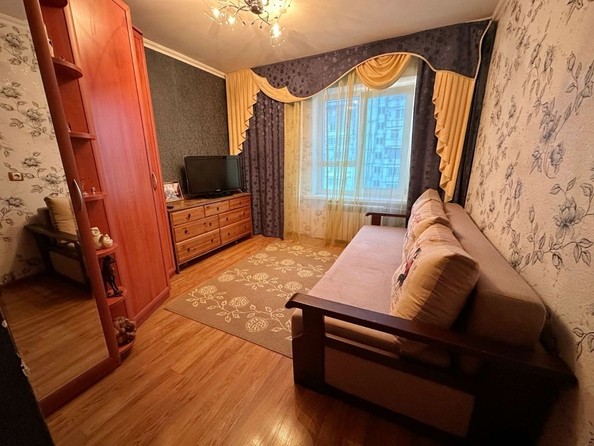 
   Продам 3-комнатную, 54 м², Северный мкр, д 4

. Фото 4.