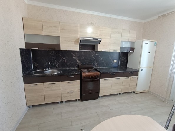 
   Продам 1-комнатную, 45 м², Парковая ул, 61к2

. Фото 2.