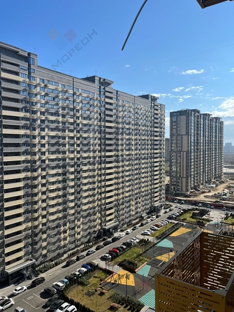 
   Продам 1-комнатную, 41.7 м², Мачуги В.Н. ул, 166А

. Фото 3.