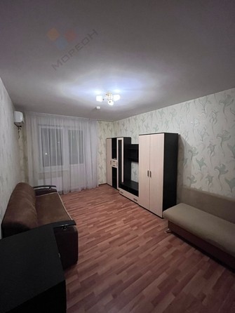 
   Продам 2-комнатную, 62.4 м², Гидростроителей ул, 63

. Фото 1.