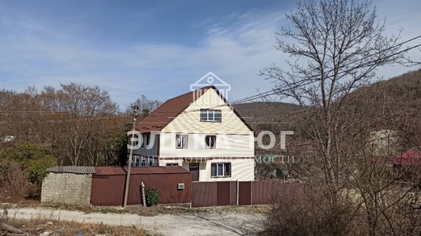 
   Продам дом, 385 м², Пляхо

. Фото 5.