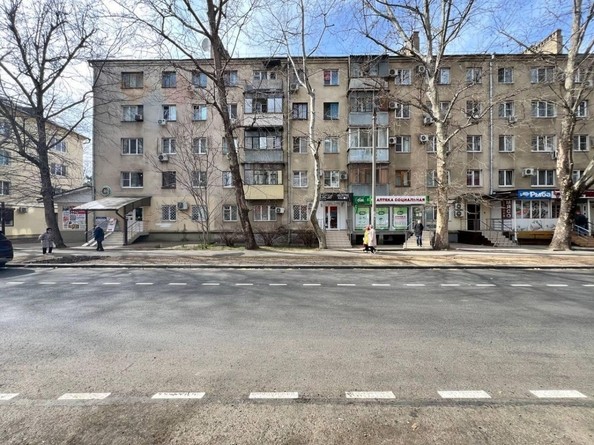 
   Продам 3-комнатную, 51 м², Севастопольская ул, 3

. Фото 4.