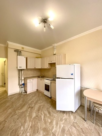 
   Продам 1-комнатную, 45 м², Островского ул, к 1

. Фото 21.