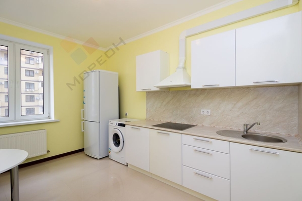 
   Продам 1-комнатную, 43.3 м², Бородинская ул, 150/Бк1

. Фото 1.