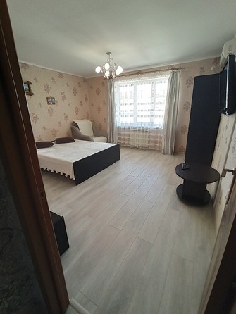 
   Продам 1-комнатную, 52 м², Новороссийская ул, 265

. Фото 2.