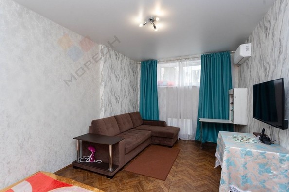 
   Продам 1-комнатную, 37.7 м², генерала Петрова И.Т. ул, 21

. Фото 1.