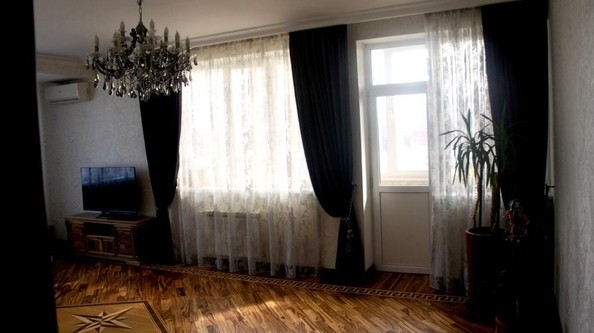 
   Продам 4-комнатную, 130 м², Кати Соловьяновой ул, 199

. Фото 6.