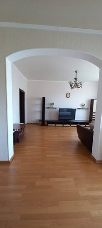 
   Продам 2-комнатную, 76 м², Невская ул, 18

. Фото 4.