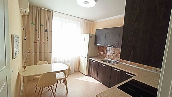 
   Продам 2-комнатную, 65 м², Ленина ул, 146

. Фото 13.