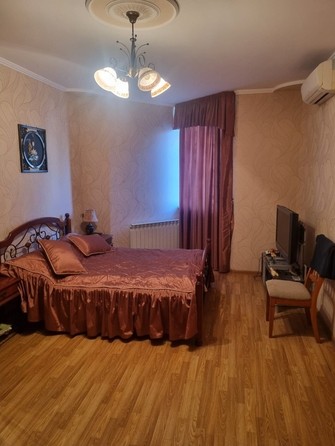 
   Продам 3-комнатную, 90 м², Ленина ул, д 23

. Фото 20.