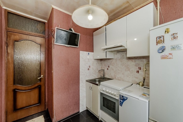 
   Продам 2-комнатную, 44.3 м², Азовская ул, 16

. Фото 5.