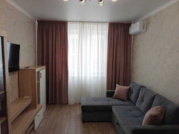 
   Продам 1-комнатную, 42 м², Ленина ул, 173Ак4

. Фото 6.