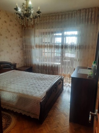 
   Продам 3-комнатную, 90 м², Макаренко ул, 35

. Фото 15.