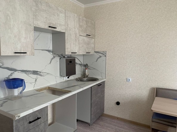 
   Продам 1-комнатную, 35 м², Адмирала Пустошкина ул, 22к13

. Фото 1.