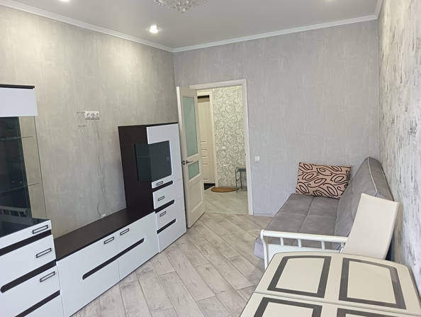 
   Продам 1-комнатную, 38 м², Парковая ул, 60к3

. Фото 2.