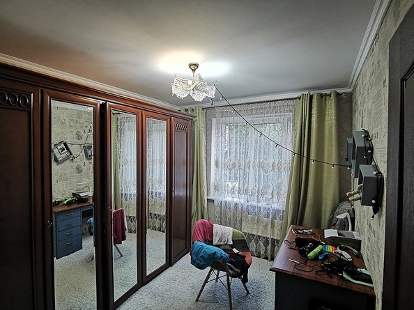 
   Продам 4-комнатную, 80 м², Тургенева ул, 250

. Фото 1.